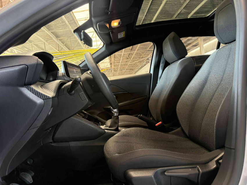 peugeot 208  style 1.0 mt flex manual 2023/2410