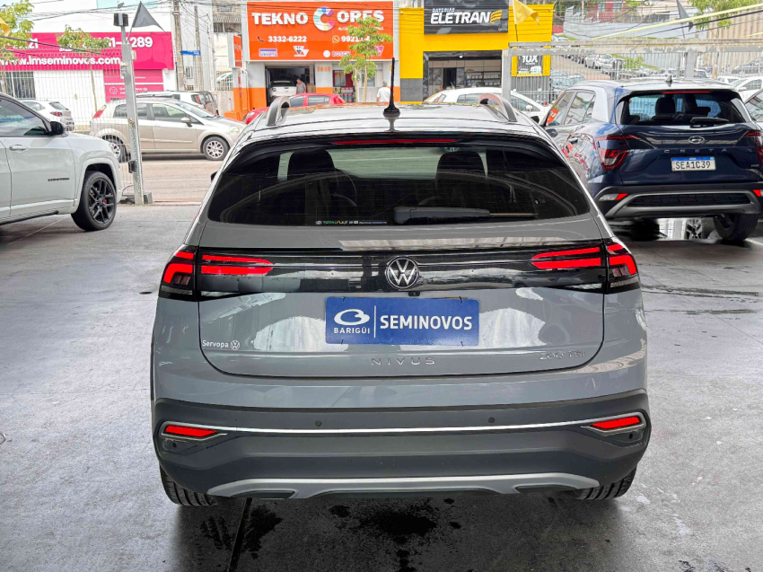 volkswagen nivus highline 200 1.0 tsi at6 flex automatico 2023/243