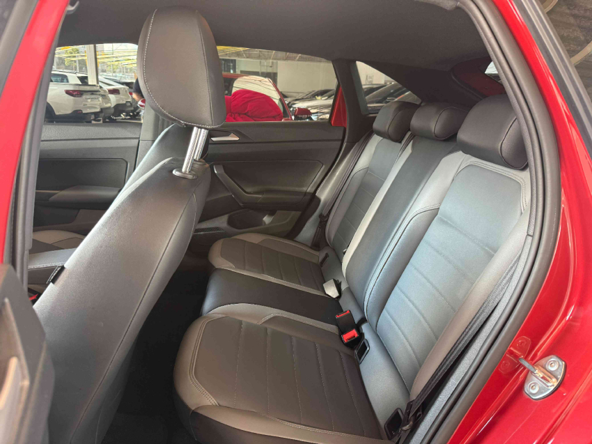 volkswagen nivus highline 200 1.0 tsi at6 flex automatico 2024/2411