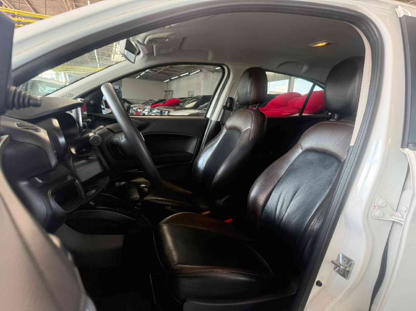 fiat cronos 1.3 firefly flex drive manual 4p 202310