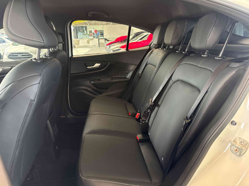 fiat fastback impetus hybrid 200 1.0 tb cvt hibrido automatico11