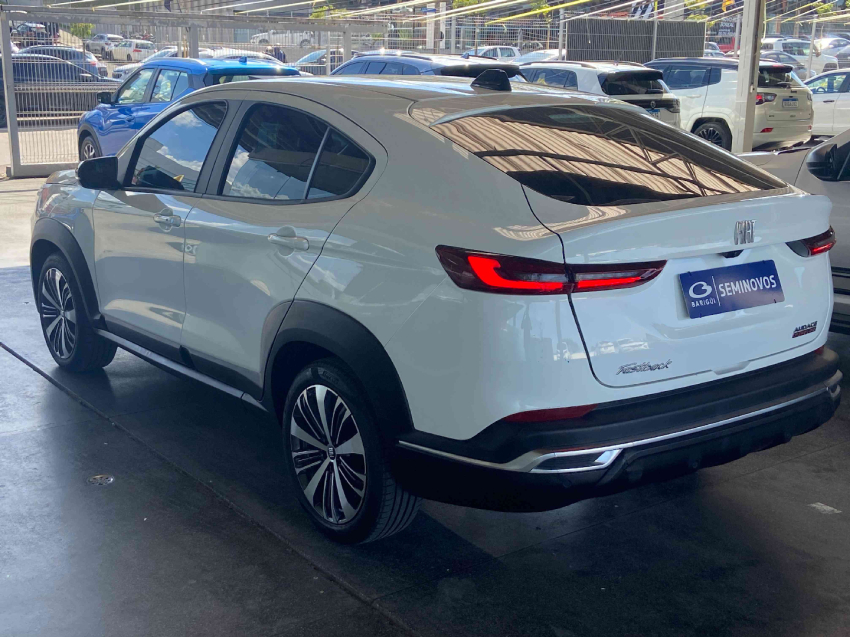 fiat fastback audace 200 1.0 tb cvt flex automatico6