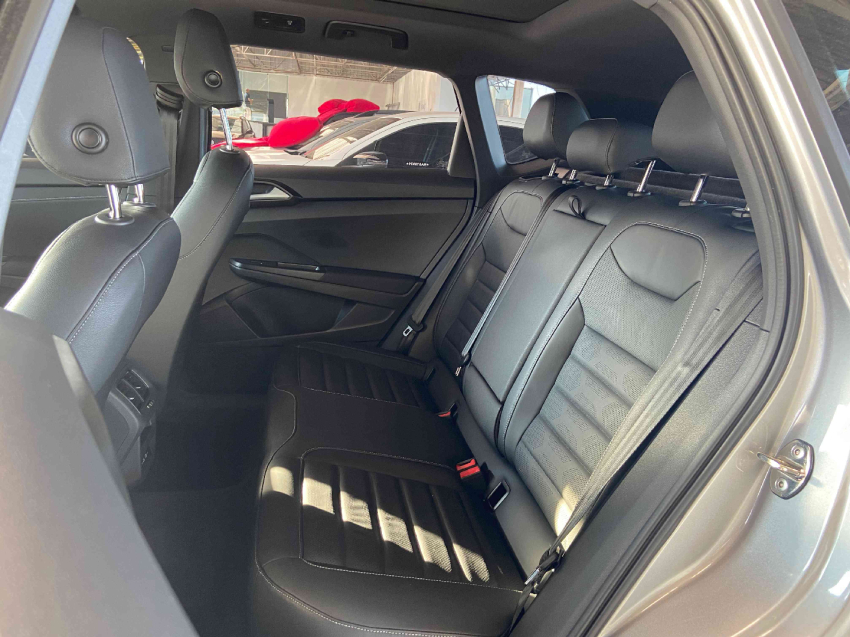 volkswagen taos highline 250 1.4 tb at flex automatico 2024/249