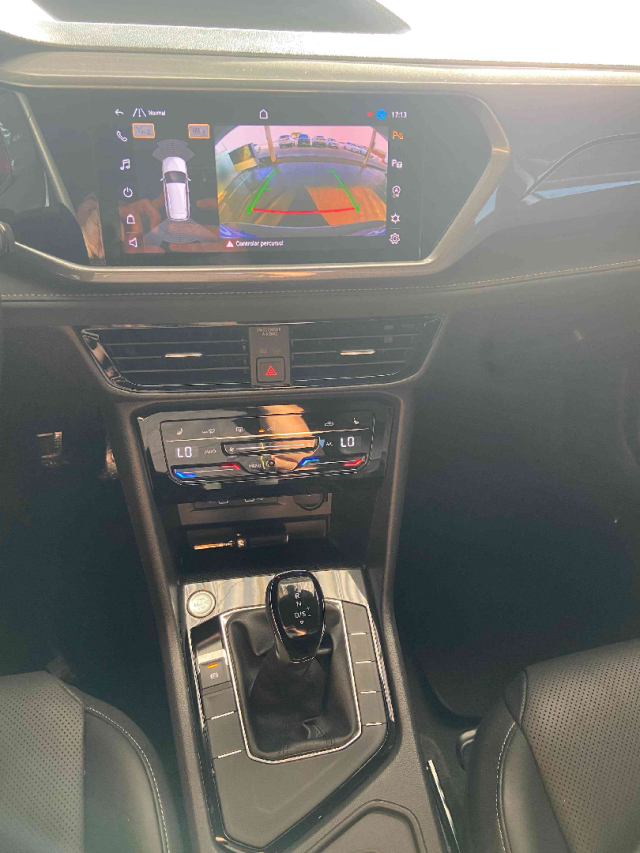 volkswagen taos highline 250 1.4 tb at flex automatico 2024/2411