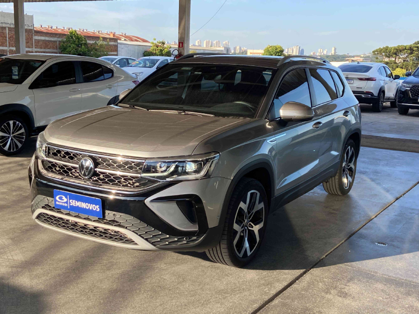 volkswagen taos highline 250 1.4 tb at flex automatico 2024/24