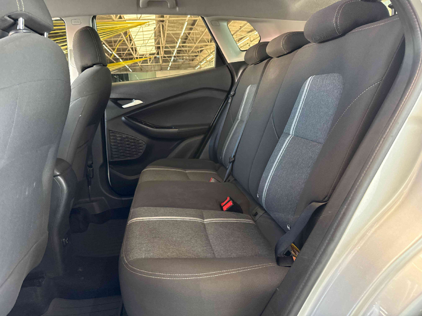 tracker lt 1.0 turbo 12v at611