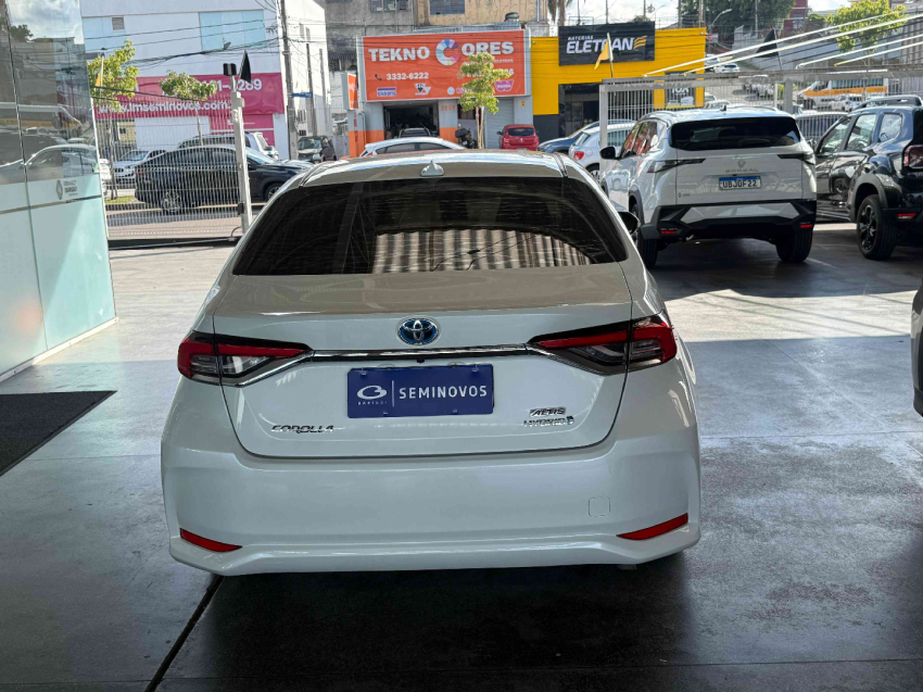 corolla altis hybrid premium 1.84