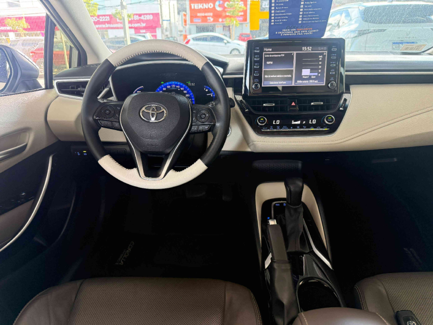 corolla altis hybrid premium 1.811