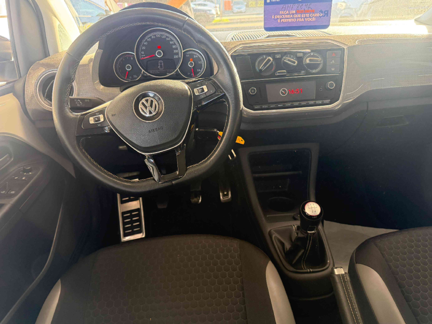 volkswagen up! cross 1.0 tsi 12v flex manual11