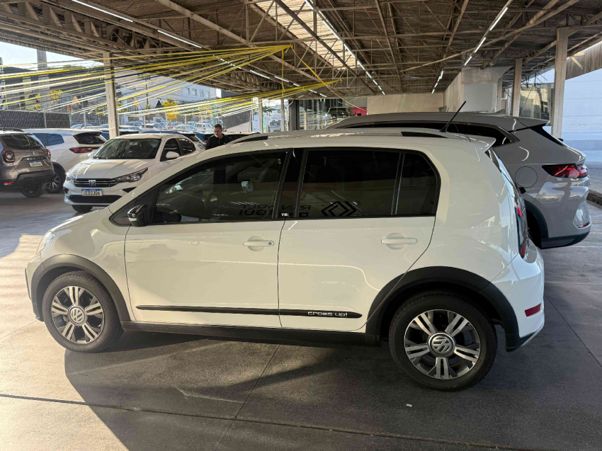 volkswagen up! cross 1.0 tsi 12v flex manual6