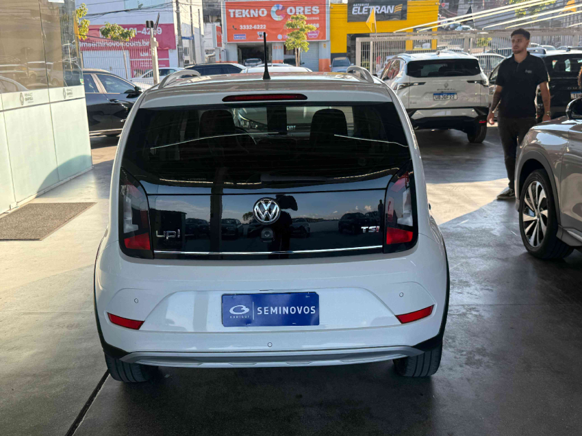 volkswagen up! cross 1.0 tsi 12v flex manual4