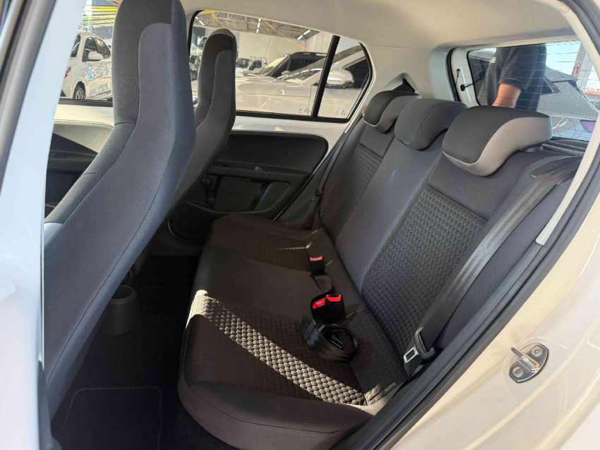 volkswagen up! cross 1.0 tsi 12v flex manual10