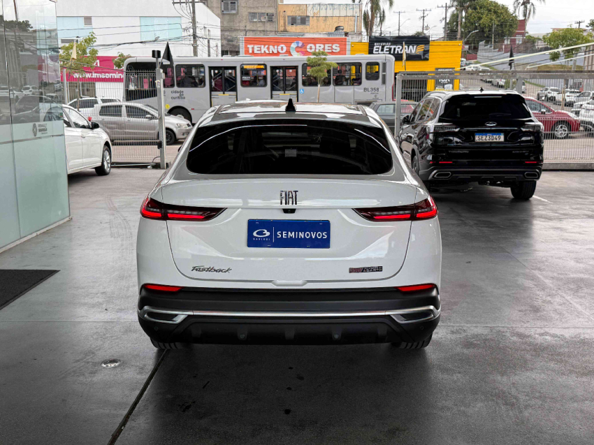 fiat fastback limited edition t270 1.3 turbo at6 flex automatico5