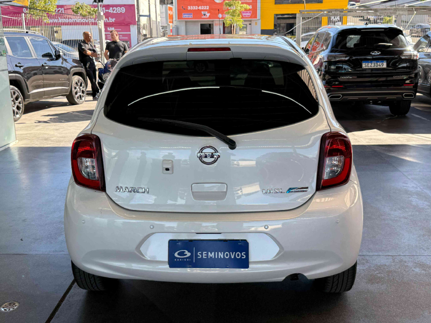 nissan march sl 1.6 16v cvt flexstart flex automatico5