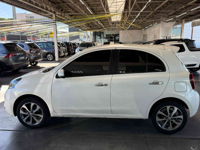 nissan march sl 1.6 16v cvt flexstart flex automatico7