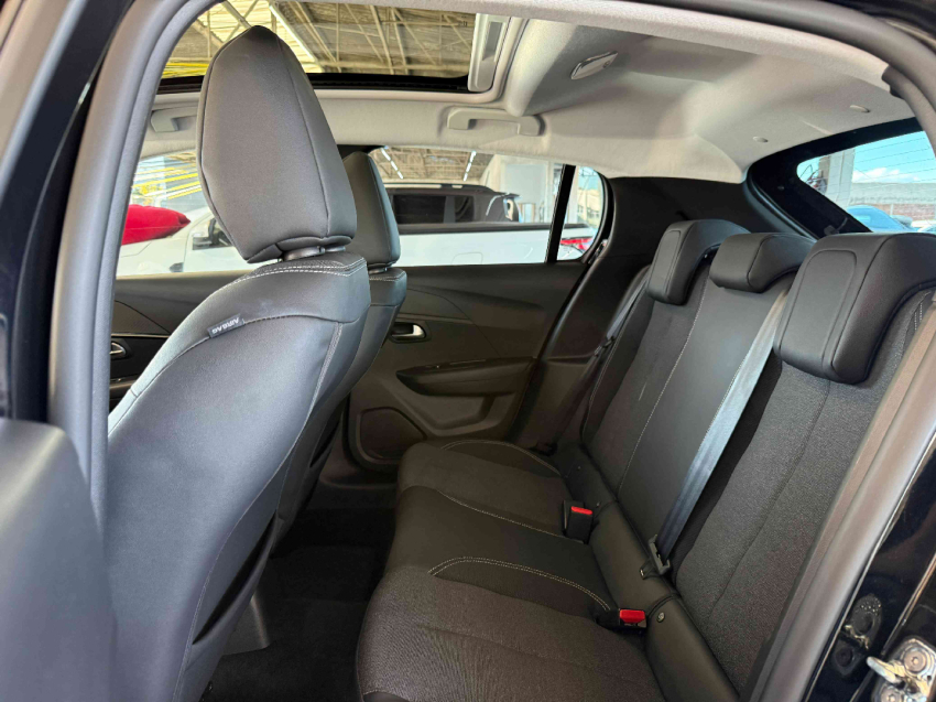 peugeot 208 style 1.0 mt flex manual11