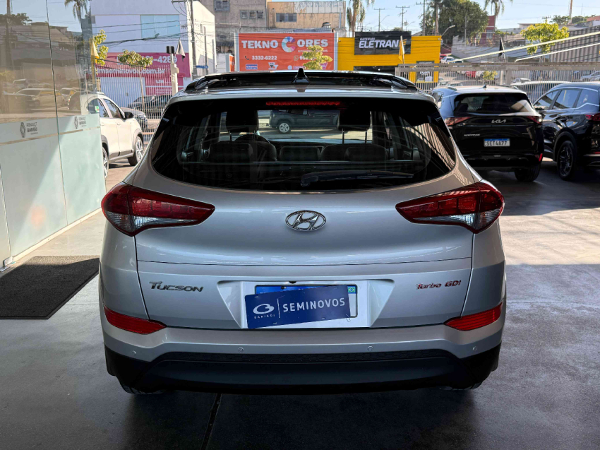 tucson gls 1.6 16v tb at5