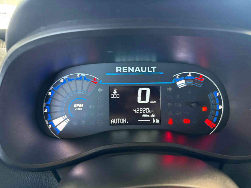 renault kwid outsider 1.0 12v sce flex7