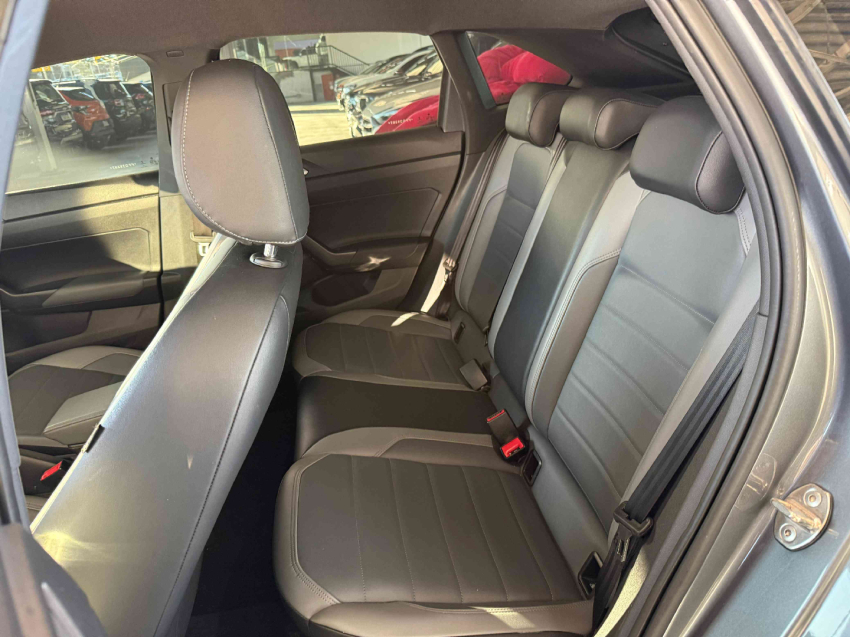 volkswagen nivus highline 200 1.0 12v tsi at6 flex automatico11