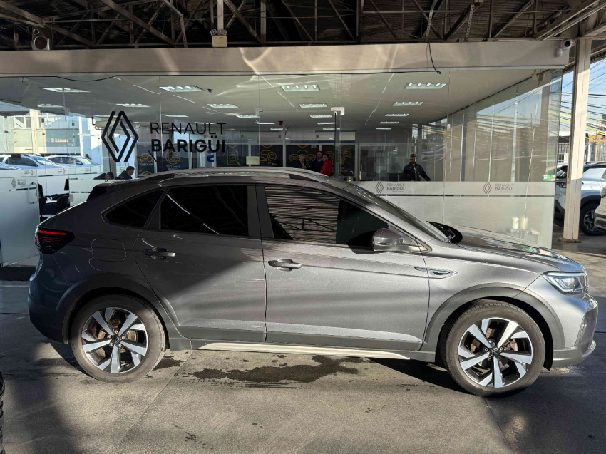volkswagen nivus highline 200 1.0 12v tsi at6 flex automatico3