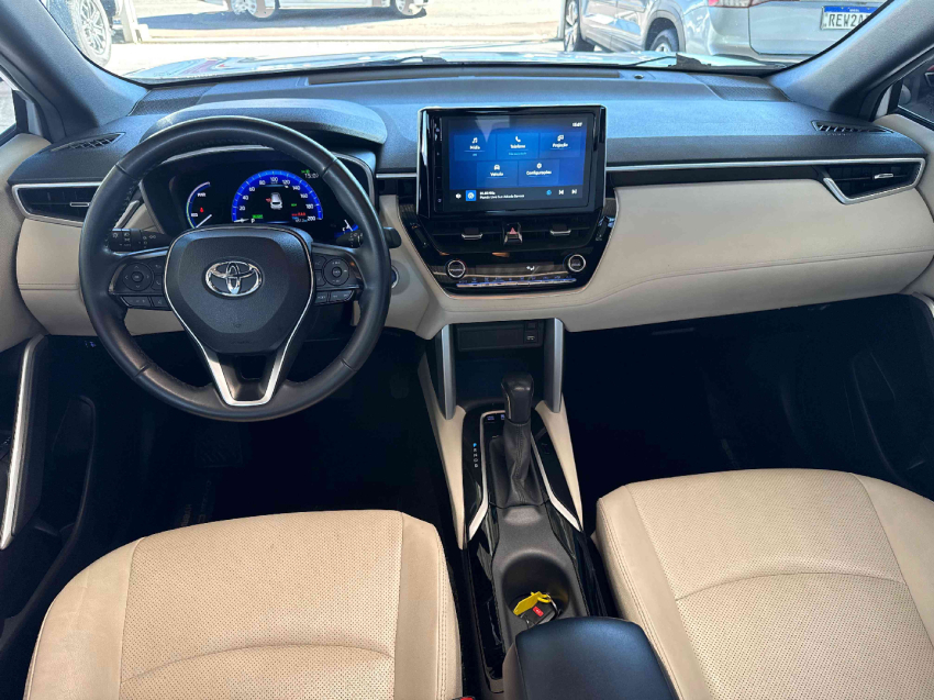 toyota corolla cross xrx 1.8 hv hibrido9