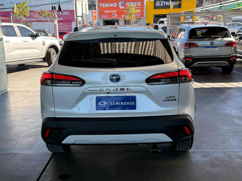 toyota corolla cross xrx 1.8 hv hibrido5