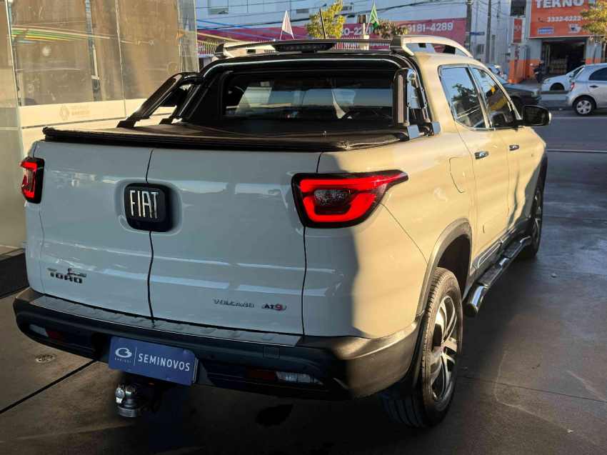 fiat toro volcano 2.4 16v at9 flex4