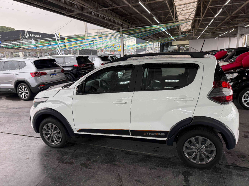 fiat mobi trekking 1.0 8v flex manual7