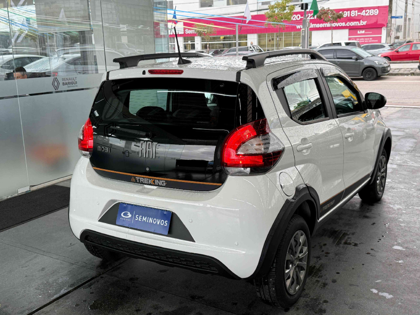 fiat mobi trekking 1.0 8v flex manual4