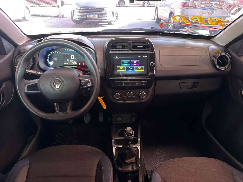 kwid intense 1.0 12v10