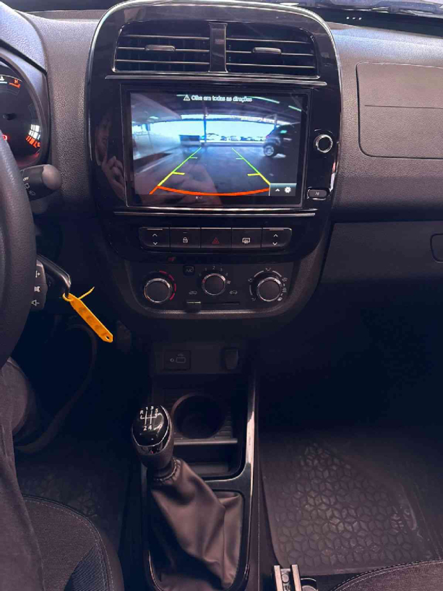 kwid intense 1.0 12v13