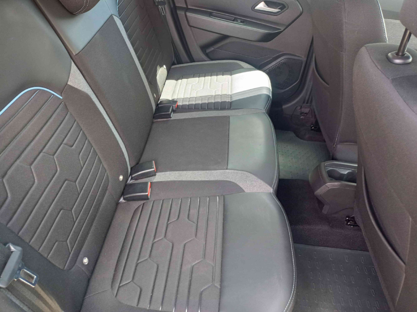 duster iconic 1.6 cvt 16v sce 120hp13