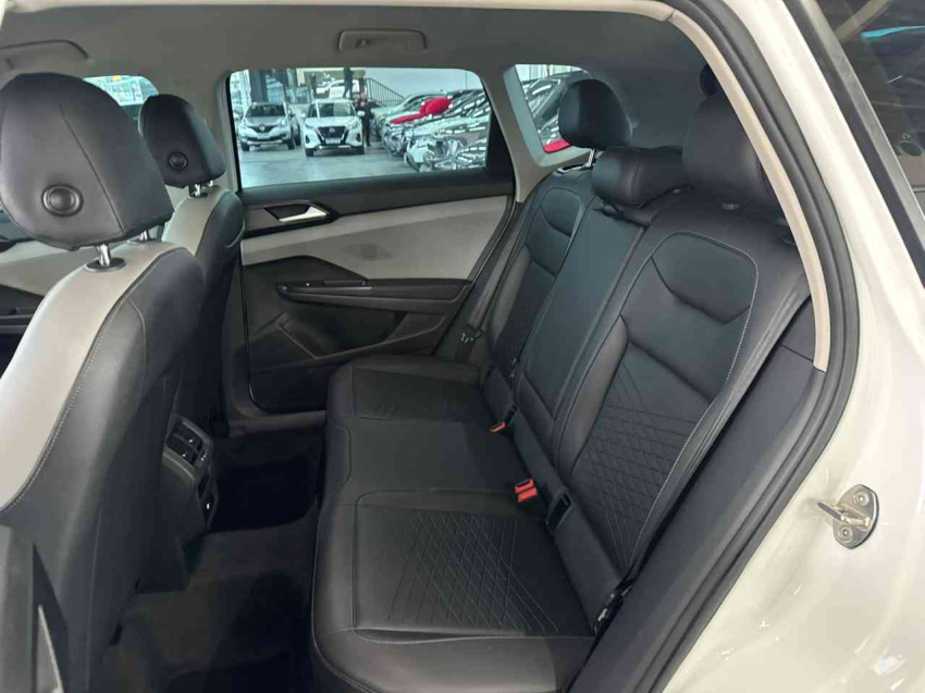 taos 1.4 250 tsi total flex comfortline automatico11