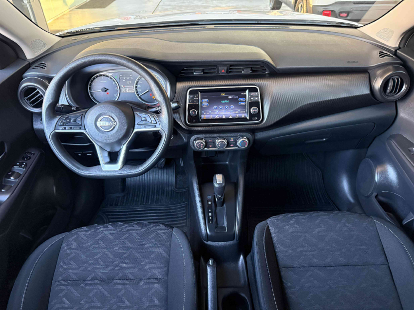 kicks 1.6 16v flexstart sense xtronic9