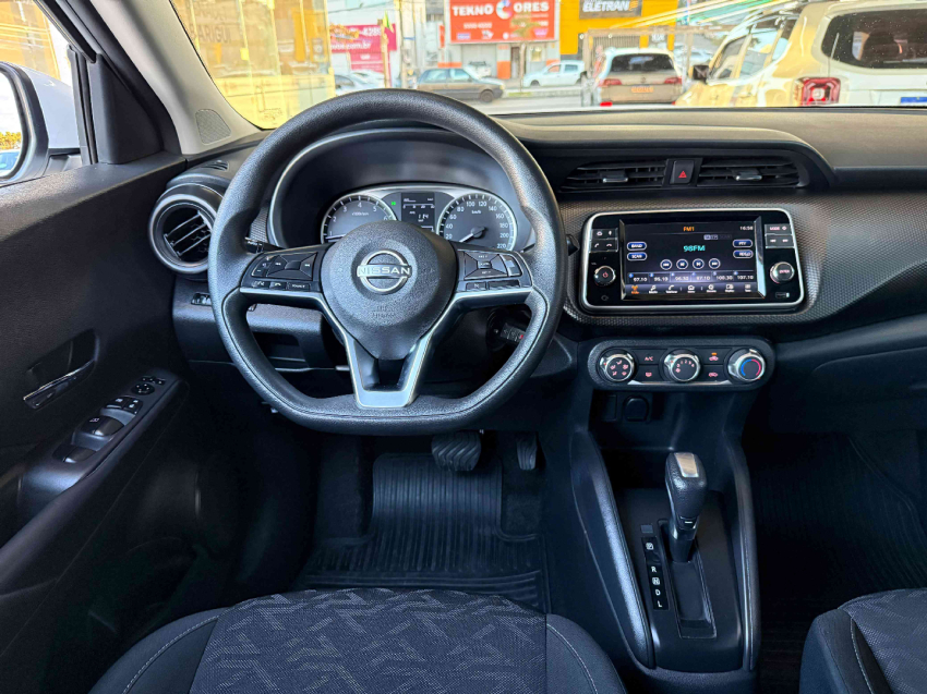 kicks 1.6 16v flexstart sense xtronic12