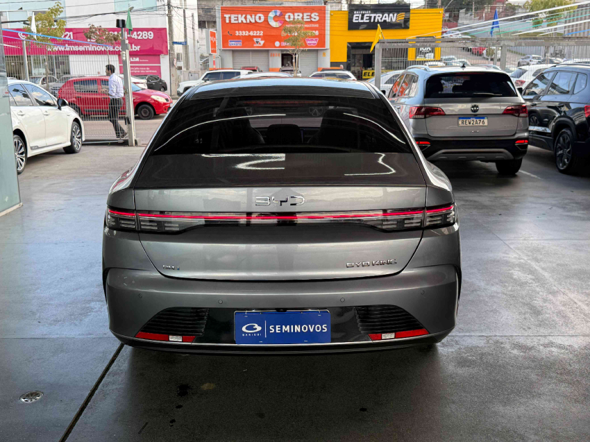 byd king gl dm 235hp hibrido automatico 2024/255