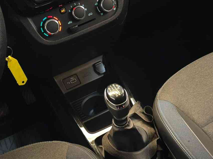 renault kwid intense 1.0 12v flex manual11