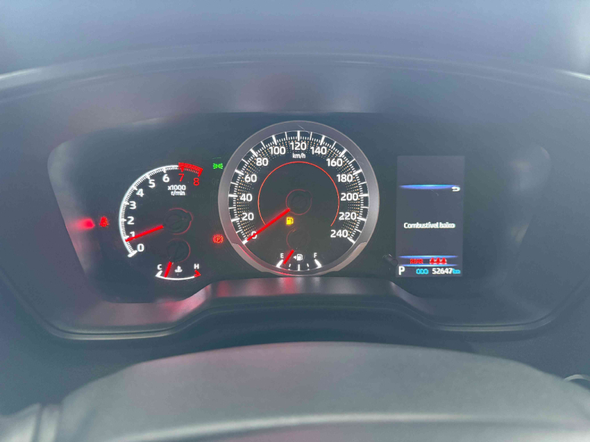 toyota corolla cross xre 2.0 21/22 l flex 2021/228