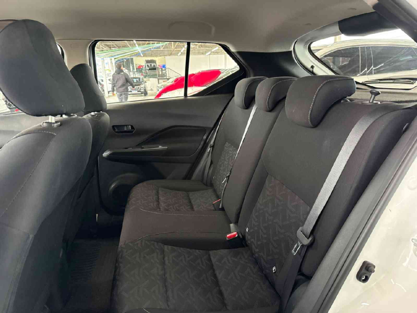 kicks active 1.6 16v cvt10