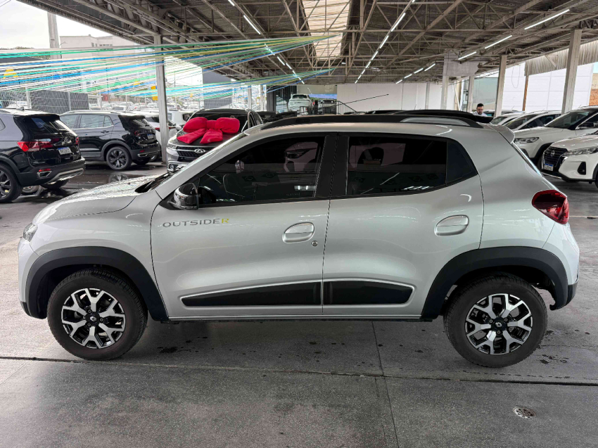 kwid outsider 1.0 12v7
