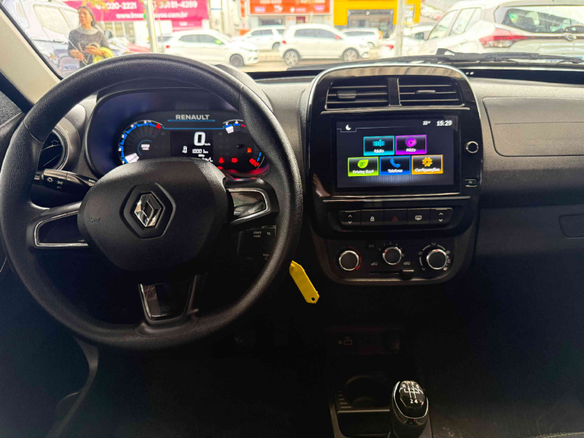 kwid outsider 1.0 12v12