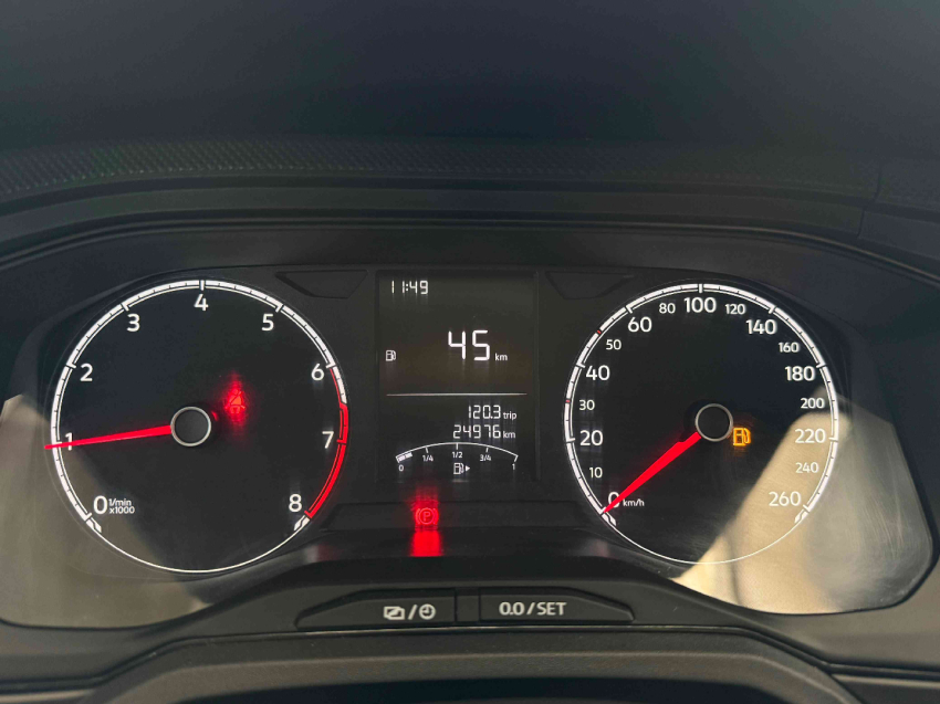 volkswagen polo track 1.0 12v flex manual8