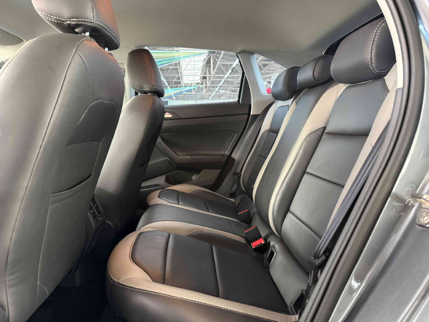 volkswagen nivus comfortline 200 1.0 12v tsi at6 flex automatico11
