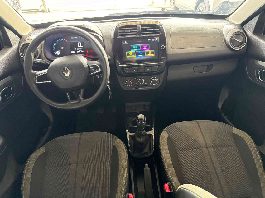 kwid outsider 1.0 12v9