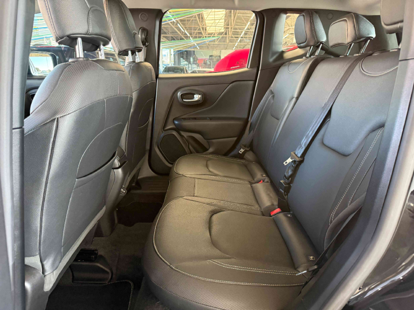 jeep renegade longitude 1.3 t270 gse at6 flex automatico9