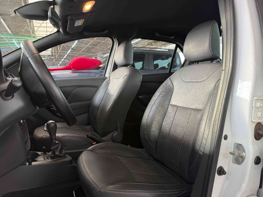 renault logan iconic 1.6 16v sce cvt flex automatico8