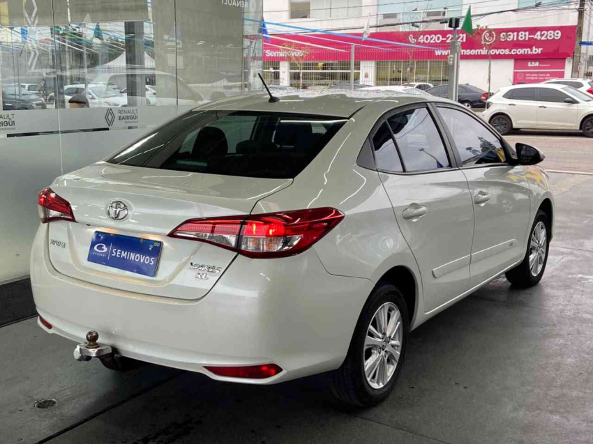 toyota yaris sedan xl 1.5 16v cvt flex automatico3