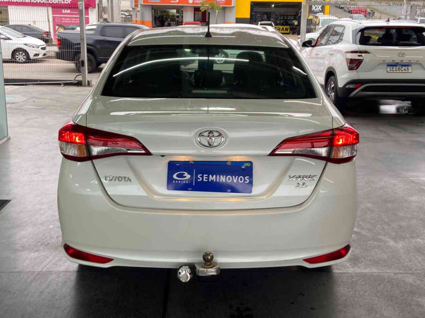 toyota yaris sedan xl 1.5 16v cvt flex automatico4