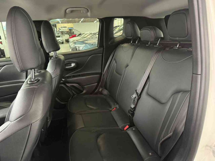 jeep renegade longitude 1.3 t270 gse at6 flex automatico9
