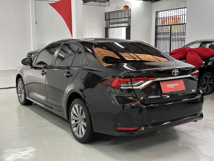 toyota corolla xei 2.0 16v cvt flex automatico 2021/213